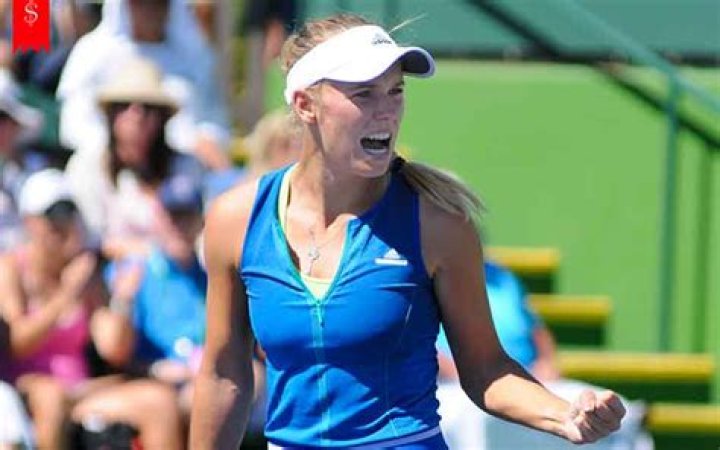 
27 Years Tennis Player Caroline Wozniacki's Eaning From Her Career and Her Net Worth