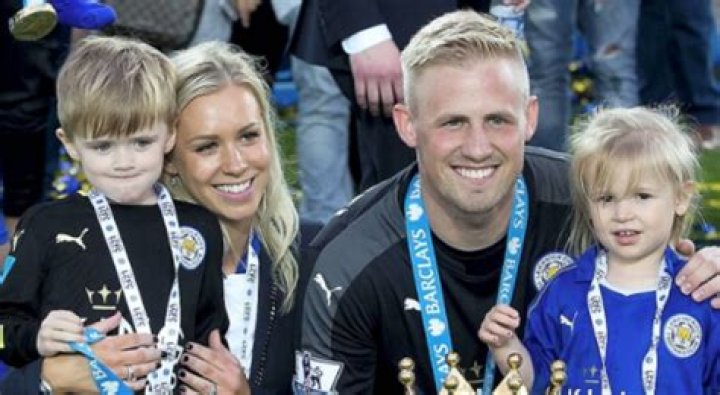 
34 Years Danish Footballer Kasper Schmeichel is Married to Stine Gyldenbrand Since 2015, Has Two Children