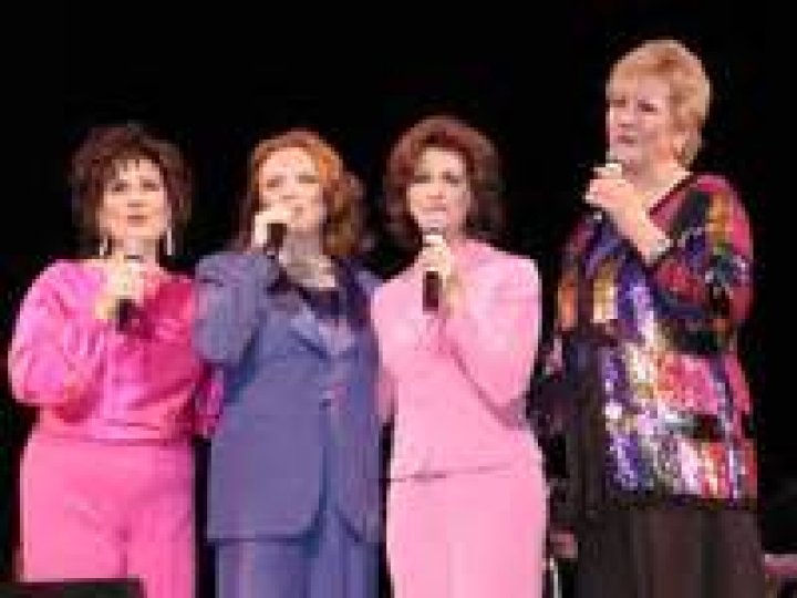 Hire 4 Wunnerful Women for a Corporate Event or Performance Booking.