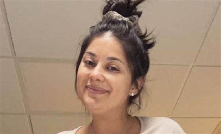 Ariel Brovarnik Just Wants Her Mama?