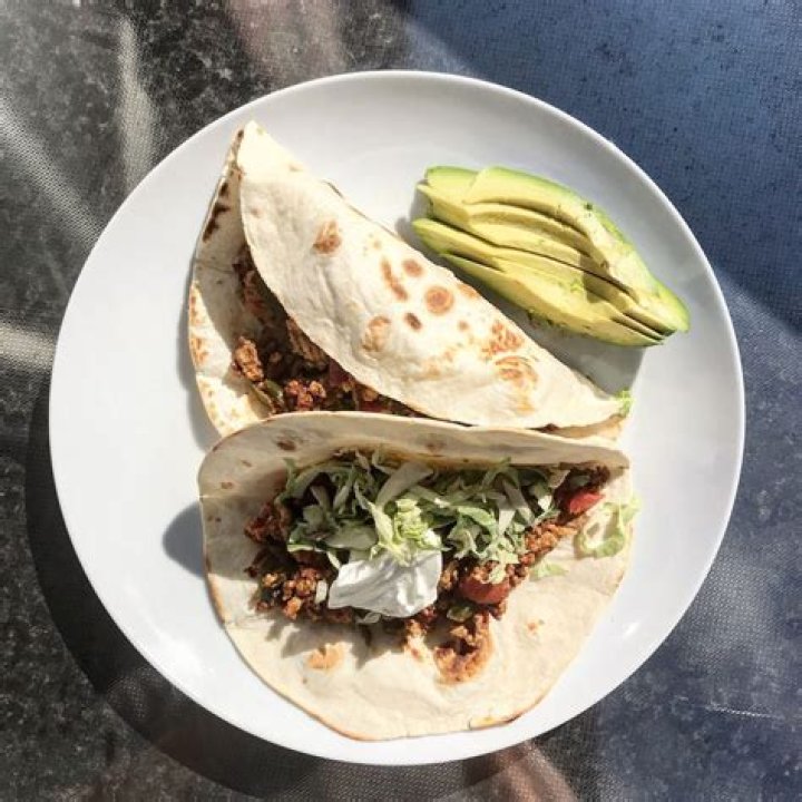 If Losing Belly Fat is Your Goal, Try These 8 Ab-Friendly Foods, Nutritionist Says