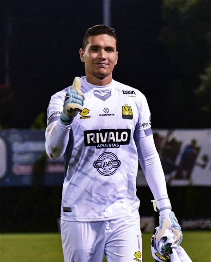 Aldair Quintana Bio, Age, Net Worth, Salary, Market Value, & Stats: Who Is His Girlfriend?