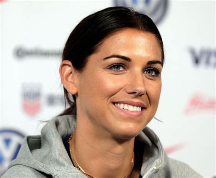Alex Morgan Height, Weight, Age, Spouse, Children, Facts, Biography