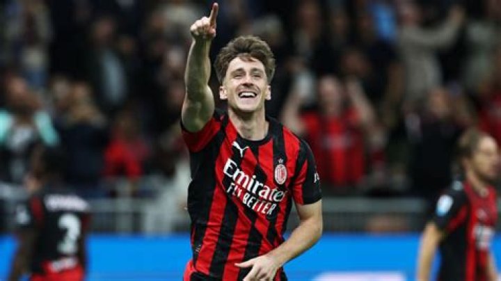 How much is AC Milan's young midfielder Alexis Saelemaekeres earning? His net worth, Contract with Adidas and Relationship Status