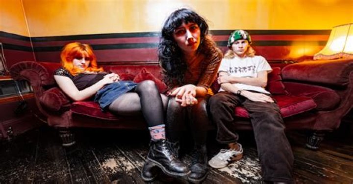 Alternative Rock Trio HotWax Signs With Marathon Artists and Transgressive Publishing