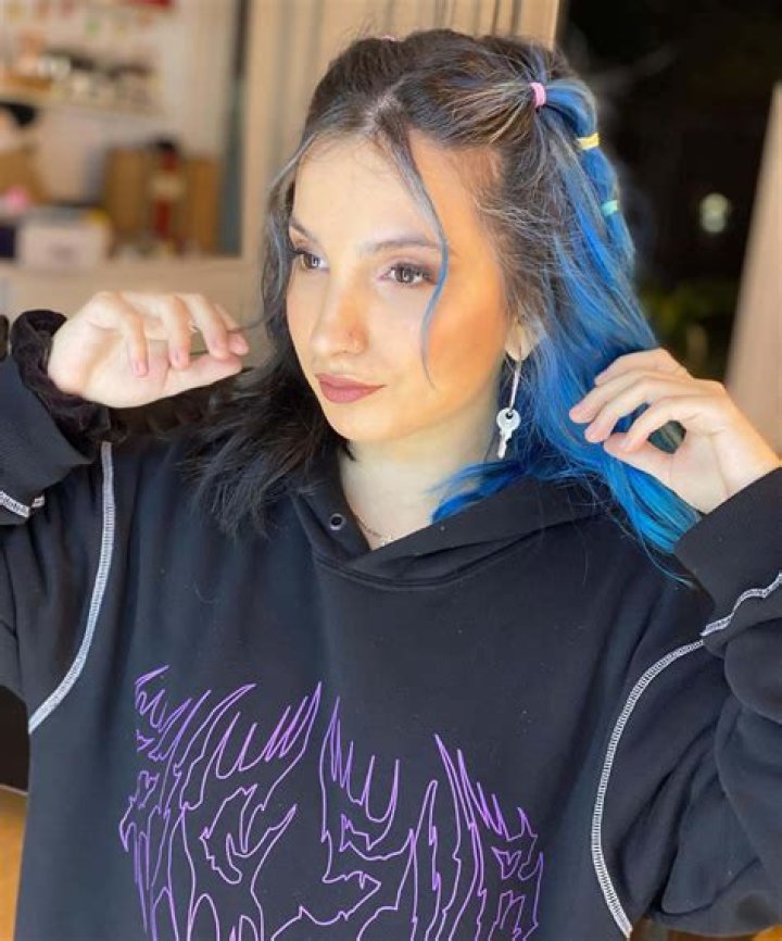 Angie Velasco Height, Weight, Age, Facts, Family