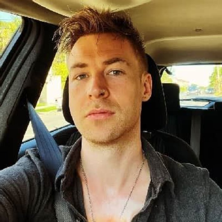 Angus McLaren Height, Weight, Age, Girlfriend, Family, Facts, Biography