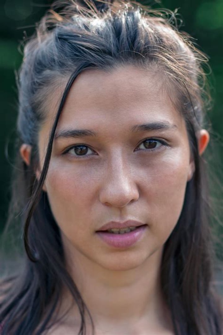 Aoife Hinds Height, Weight, Age, Family, Facts, Biography