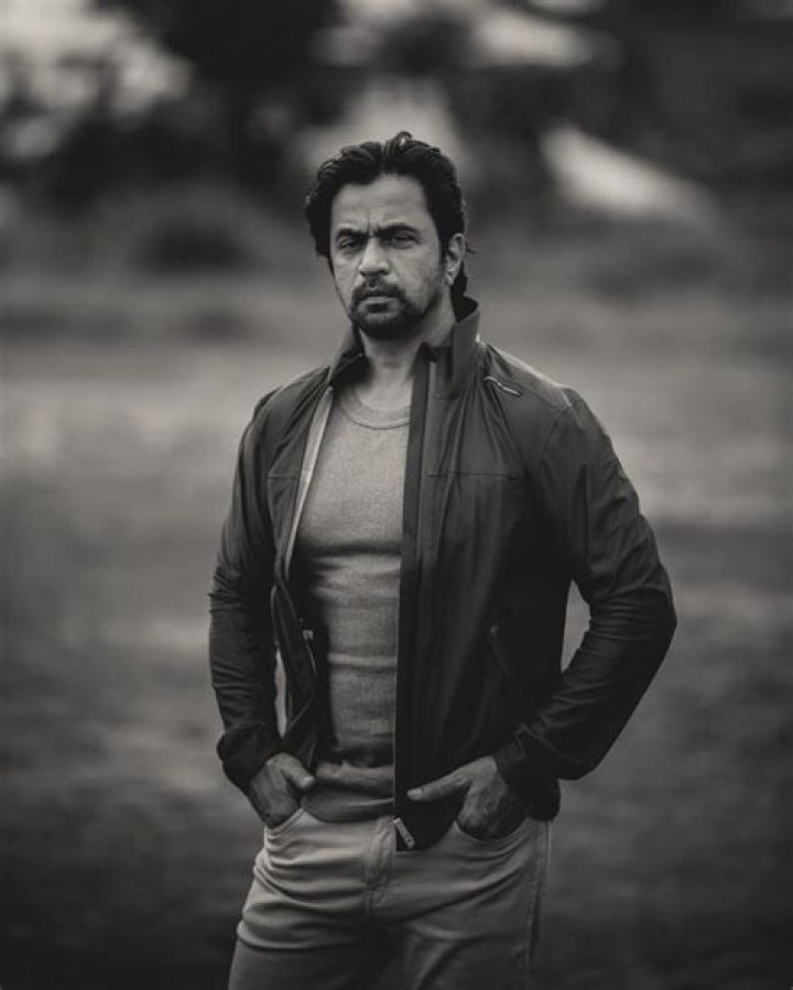 Arjun Sarja Height, Weight, Age, Family, Facts, Spouse, Biography