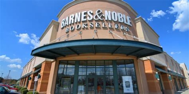 Barnes & Noble and Other Bookstores Are Closing Locations