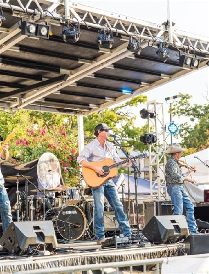 Beer By The Bay Music Festival Returns To Texas