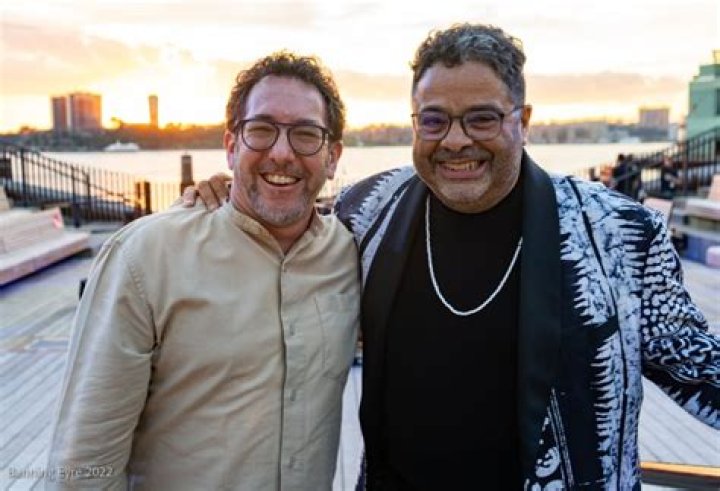 Bill Bragin Goes To Joe's Pub