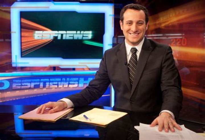 Bram Weinstein Bio - salary,net worth,affair,married