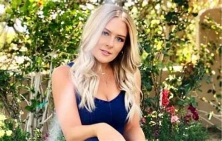 Brooke Schofield – Celeb Secrets