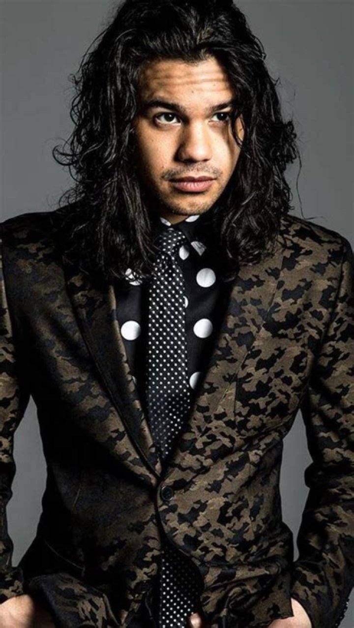 Carlos Valdes Height, Weight, Age, Girlfriend, Family, Facts, Biography