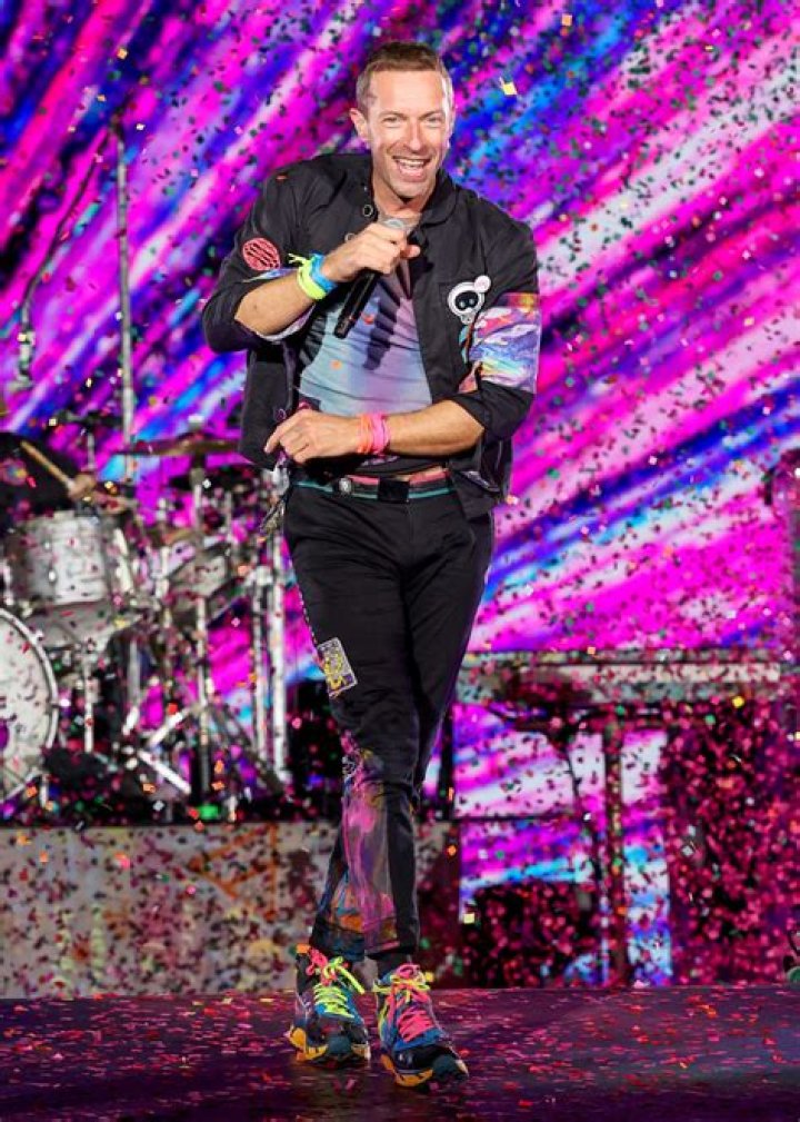 Hire Chris Martin for a Corporate Event or Performance Booking.