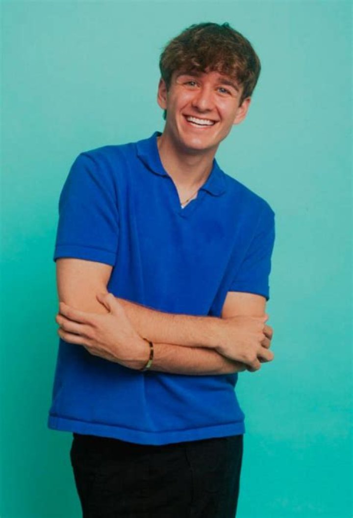 CringeCarter – Celeb Secrets