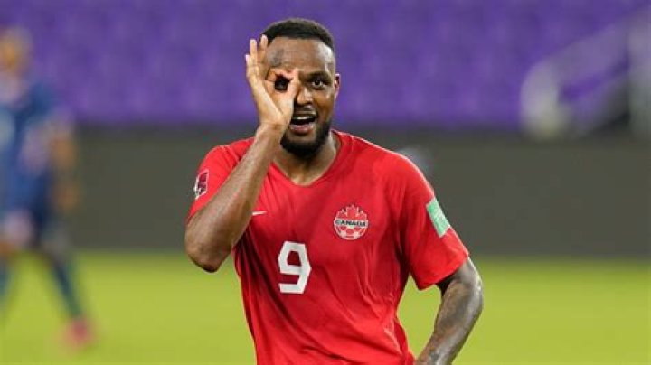 Besiktas Forward Cyle Larin's Biography, Family, Parents, Career, Stats, Transfer, Earnings, Salary, Girlfriend, Net Worth