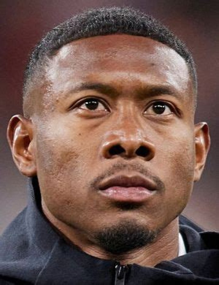 David Alaba has an estimated net worth of $20 million as of 2020? Is he dating or single?