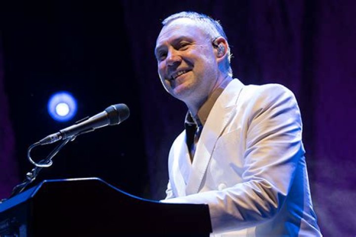 David Gray Height, Weight, Age, Spouse, Family, Facts, Biography