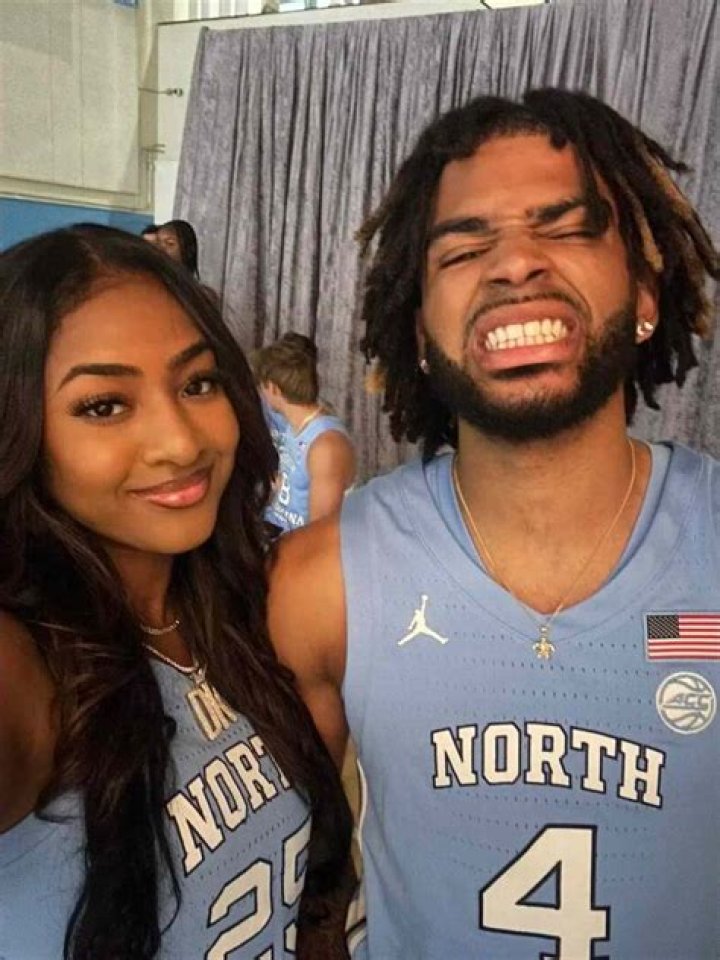 Deja kelly Contract, Salary, and Net worth; Who is Deja's Boyfriend?