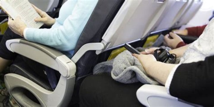 Delta Air Lines Passengers Brawl Over Seat Recliner