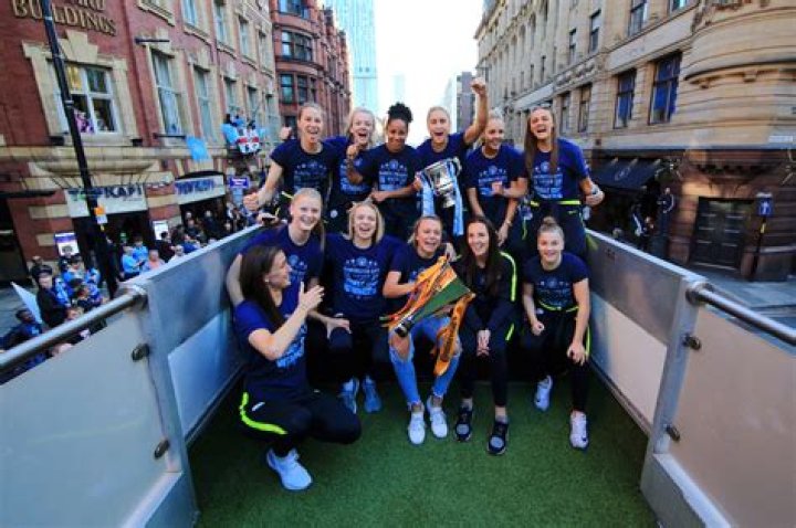 Demi Stokes Biography- Salary, Earnings, Net worth, Married, Relationship, Affair, Boyfriend, Family, Height, Age, Nationality