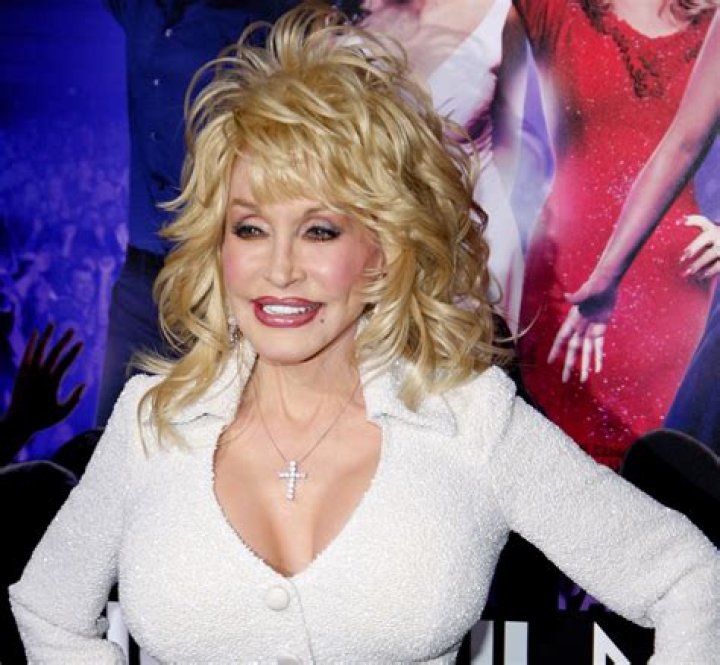 What Dolly Parton Said to Kenny Rogers After His Botched Facelift