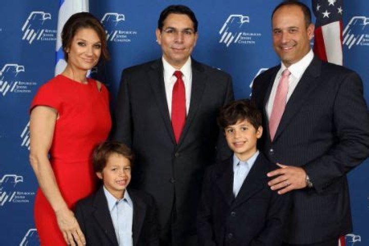 
Elizabeth Guber and Jason Sugarman Married Life, The Multi-Millionaire Peter Guber's Daughter