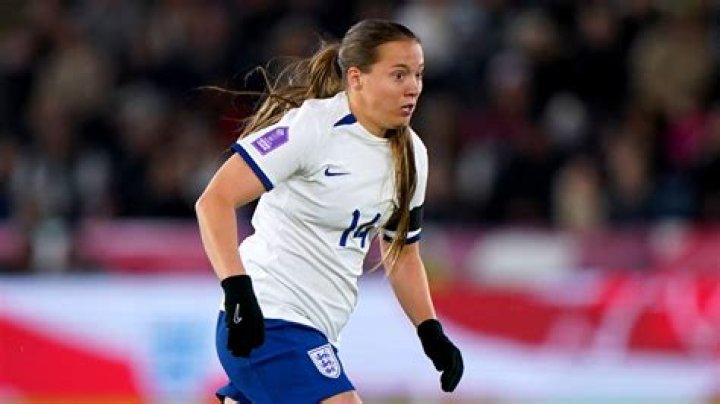 Fran Kirby Biography- Salary, Earnings, Net worth, Married, Relationship, Affair, Age, Height, Family, Career, Boyfriend