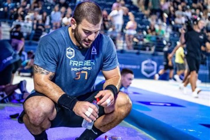 How Much Did Mat Fraser Make In The Dubai CrossFit Championships?