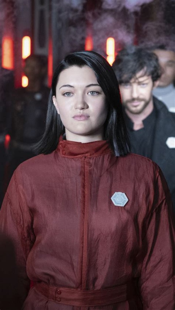 Isa Briones | Star Trek: Picard, Boyfriend, Career, Relationship, Theatre, Dahj, Early Life