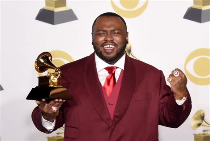 James Fauntleroy Height, Weight, Age, Girlfriend Biography, Family