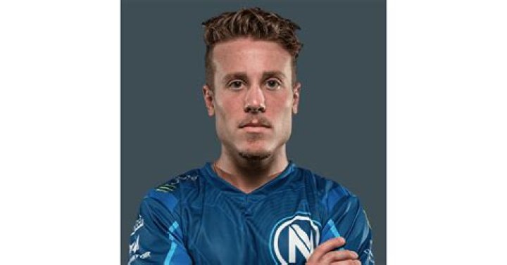 Jdm64 Biography- Salary, Net worth, Earnings, Married, Relationship, Girlfriend, Age, Height, Family, Career, Nationality