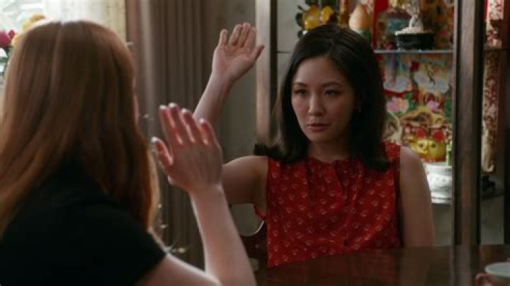 Jessica Meets Eddie’s Girlfriend Tonight on ‘Fresh Off the Boat’ – Celeb Secrets