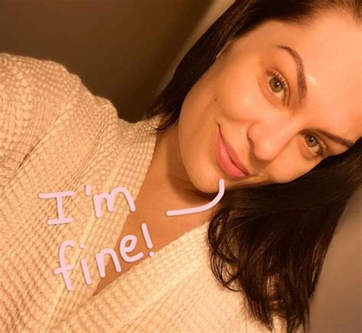 Jessie J Defends Herself After False Reports About Her Rare Disease