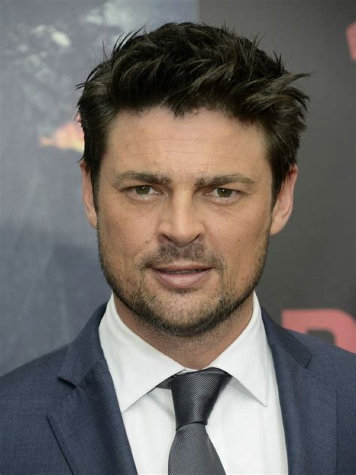 Karl Urban Height, Weight, Age, Girlfriend, Family, Facts, Biography