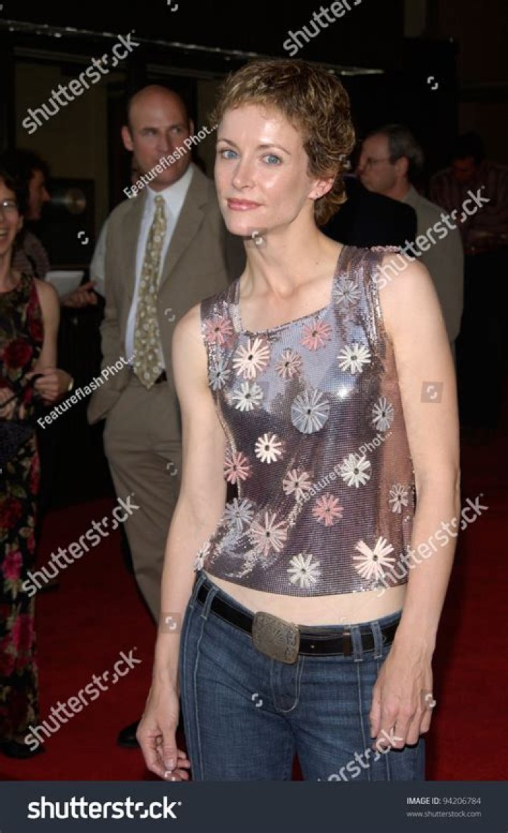 Leslie Hope Height, Weight, Age, Boyfriend, Family, Facts, Biography