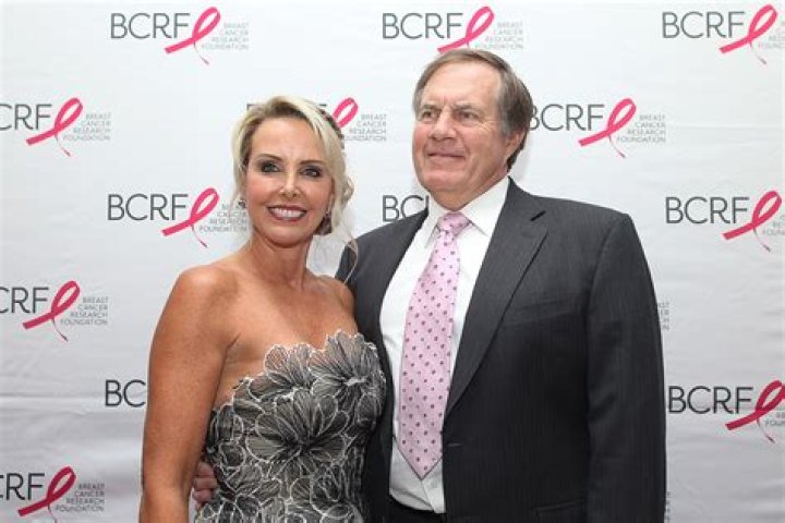 NFL Coach Bill Belichick Girlfriend Linda Holliday has been married three times before