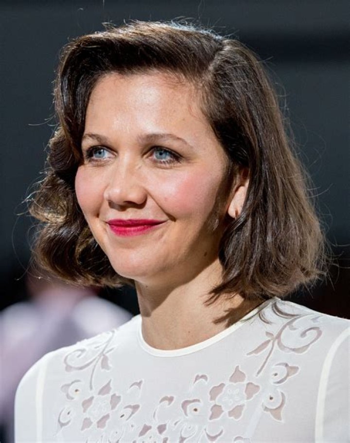 Maggie Gyllenhaal Height, Weight, Age, Spouse, Family, Facts, Biography