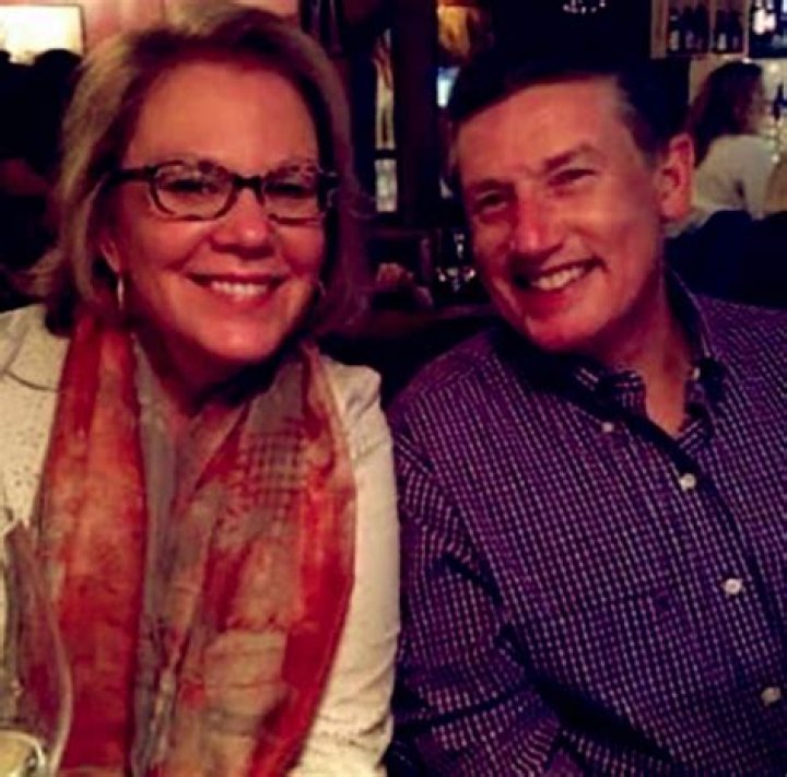 Meteorologist Mike Davis Wife, Net Worth, Married, Bio, Wiki