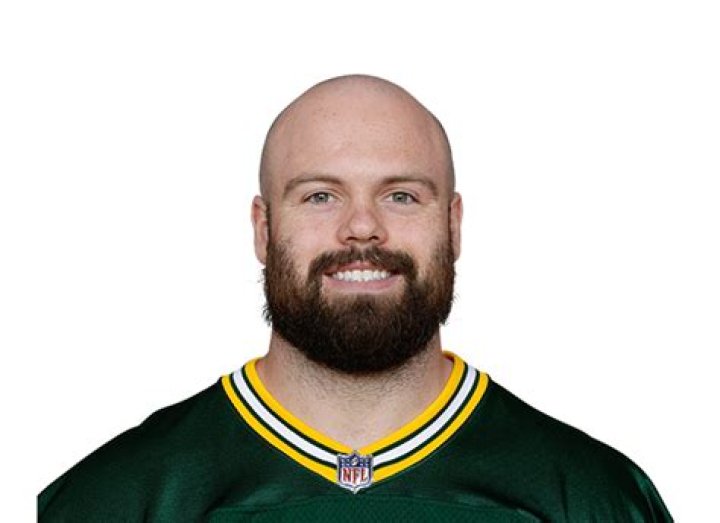 Green Bay Packers Center Michal Menet's Biography,Age,Weight,Height,Net Worth,Salary,Contract,Earnings, Salary, Sponsors, Girlfriend and Relationship Statu
