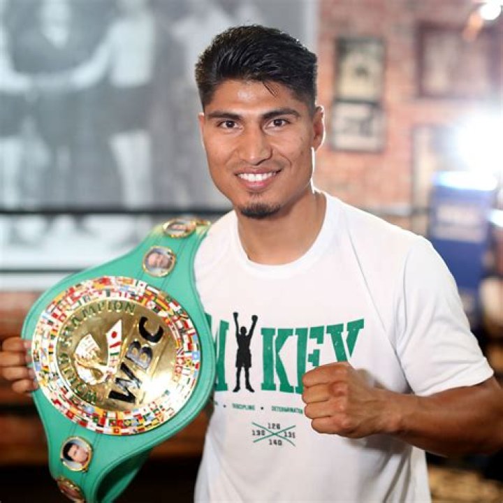 Mikey Garcia's Earnings from Boxing; Garcia's Upcoming Fight, Salary, Stats, Net worth, Career, Relationship, Married, Wife, and More