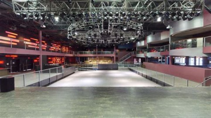 Myth Nightclub Opens Outside St. Paul