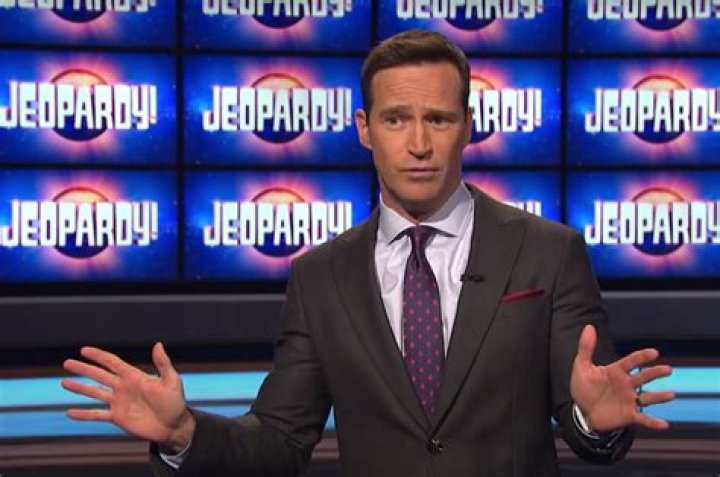 "Jeopardy!" Just Revealed the 2 Hosts Replacing Alex Trebek