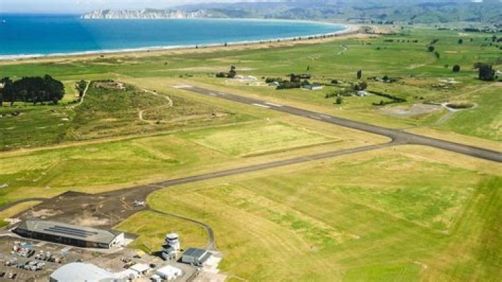 This Is the Scariest Weather to Fly Through, Pilots Warn