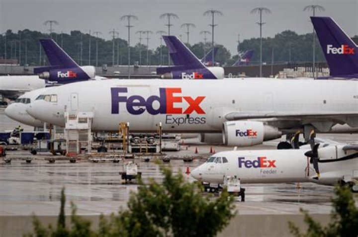 UPS and FedEx Are Suspending Deliveries to Russia and Ukraine