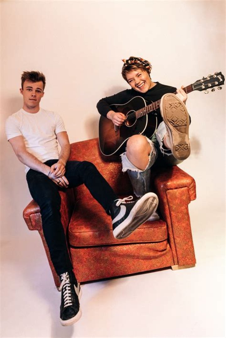 Nicholas Hamilton Talks About His Career, Songwriting In The Desert and Upcoming Music! – Celeb Secrets