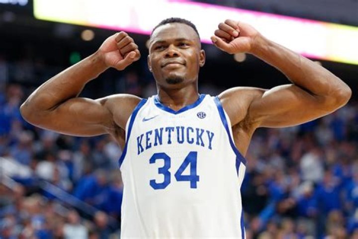 Oscar Tshiebwe Contract and Salary (Bio, Age, Family, Height, Relationship, Girlfriend, Net worth, Stats)