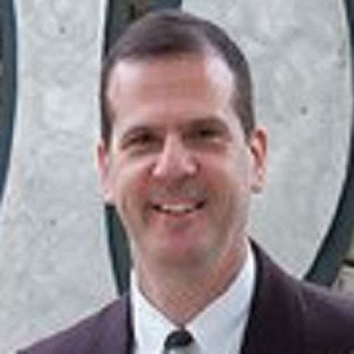 Ron Vitrano has two children from his marital relationship; Who is his wife?